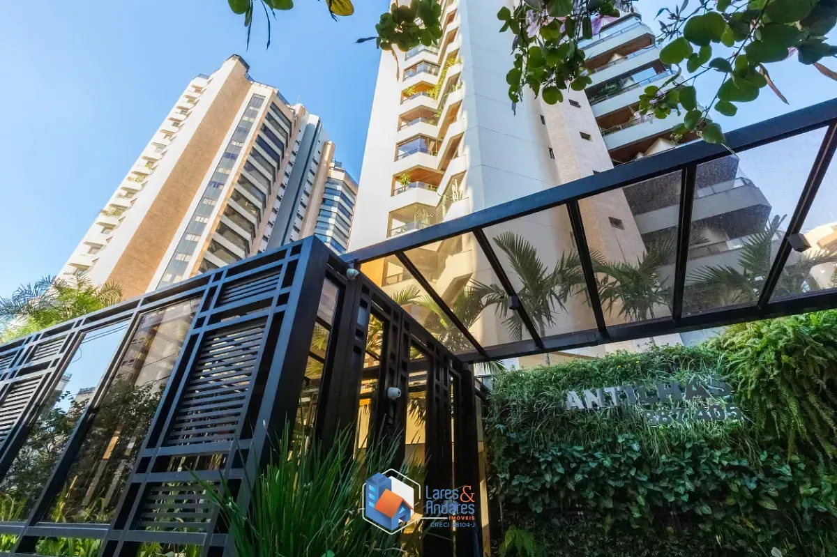 Foto do imóvel Apartamento para venda em Perdizes com 3 quartos, sendo 3 suítes, 245m² em Rua Aimberê