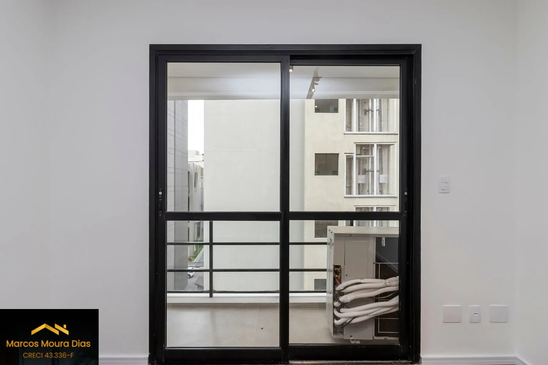 Imagem Apartamento 3 Dormitórios 1 Suíte 2 Vagas na Vila Olímpia Reformado