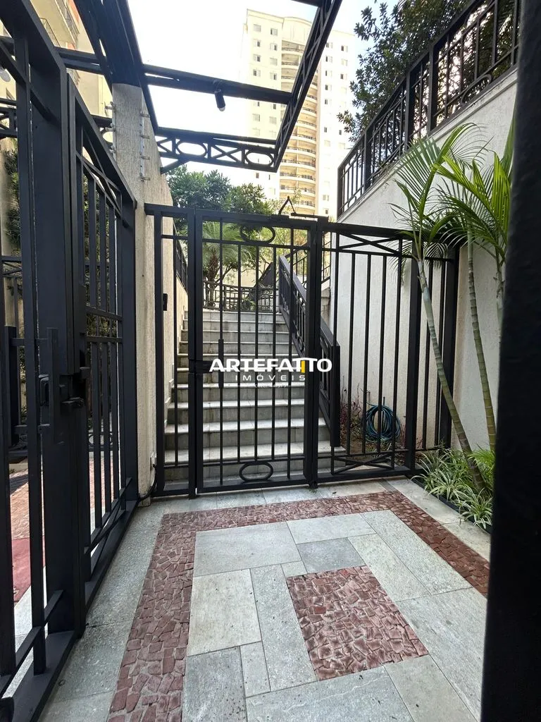Imagem Apartamento com sala ampliada, depósito na garagem, duas suítes e lazer completo