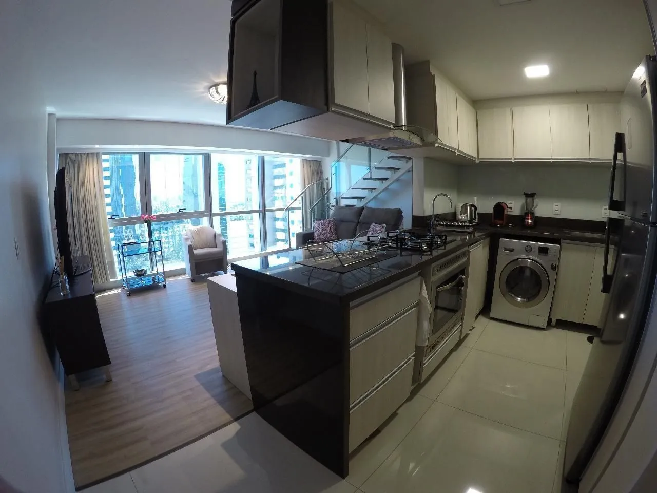 Imagem Vende-se apartamento duplex com 1 quarto , 64m² e 2 vagas - Praia de Belas