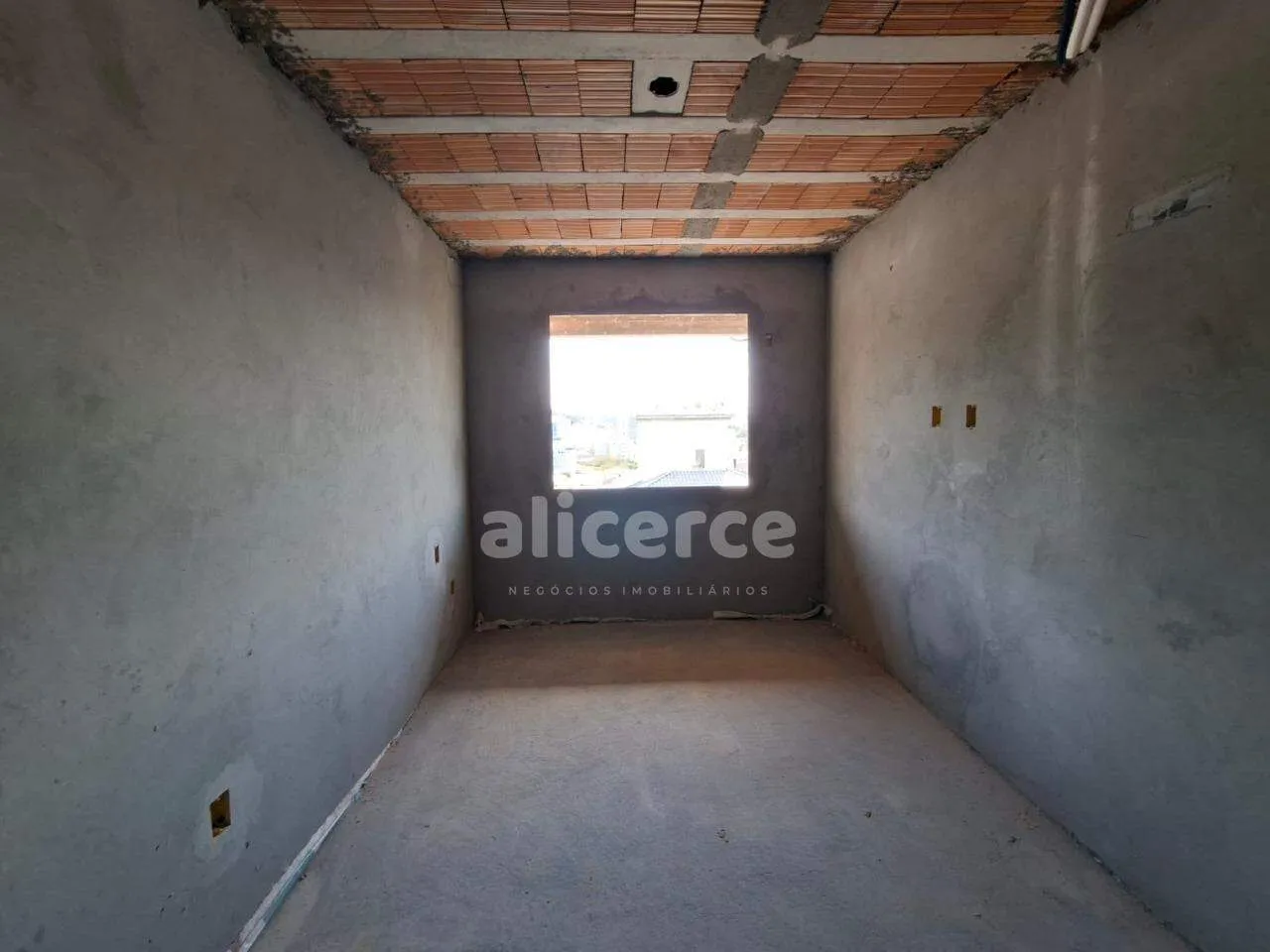 Imagem Apartamento com 90 m² com 03 dormitórios, sendo 01 suíte à venda no Pagani- Palhoça.
