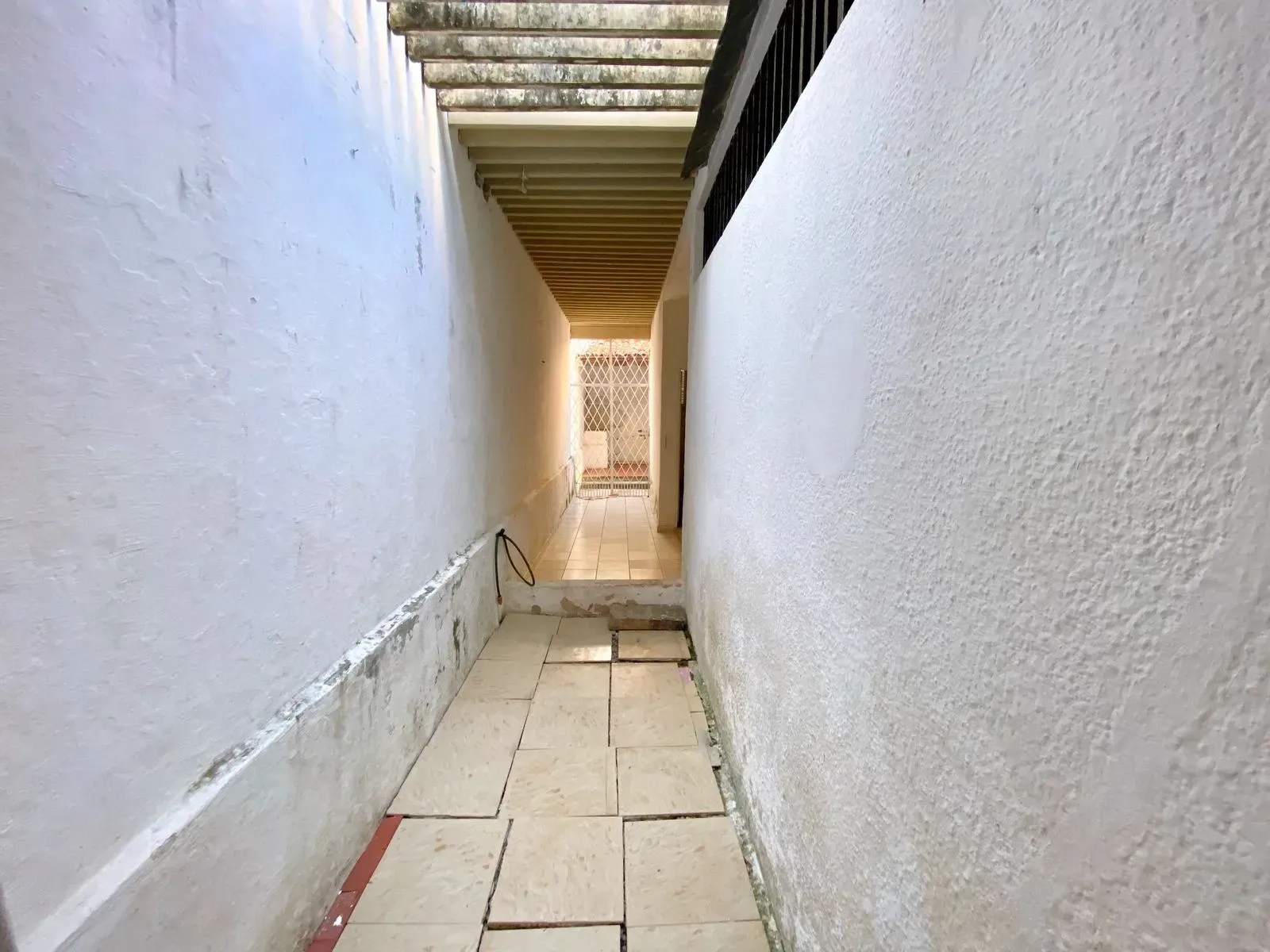 Imagem Casa com 4 Quartos à Venda, 211 m² em Dionisio Torres - Fortaleza