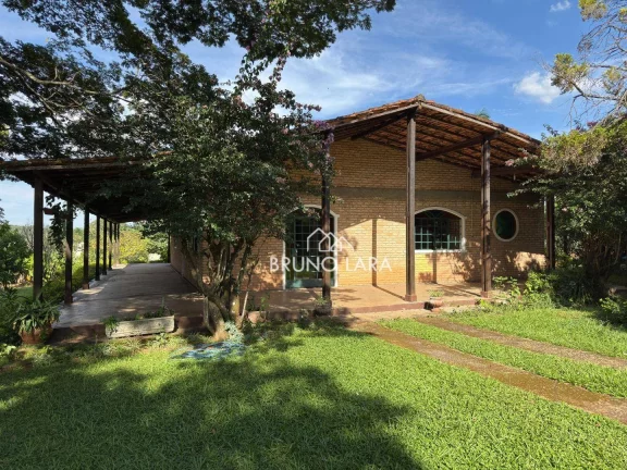 Imagem Casa à Venda no Condomínio Fazenda Solar, Igarapé MG.