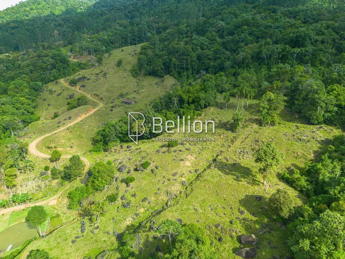 Foto do imóvel Sítio com 270.000m² no Bairro Tiroleses, Timbó em Rua Rio Fortuna
