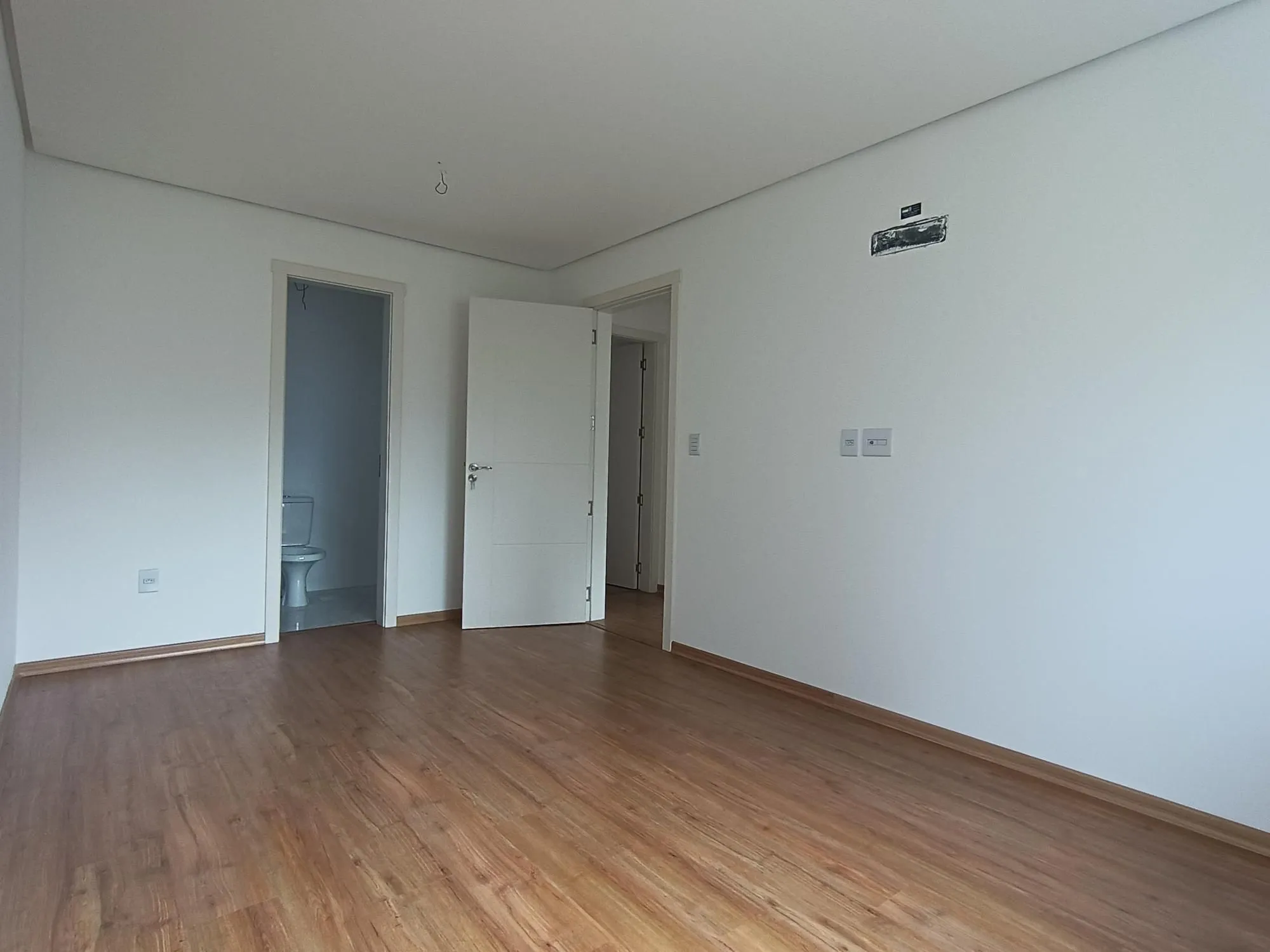 Imagem Apartamento 3 dormitórios com suíte novo no Passo da Areia
