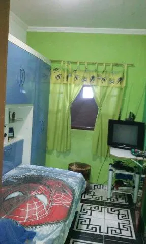 Imagem VENDA DE SOBRADO NA CIDADE MIGUEL BADRA, EM SUZANO/SP, 196m² com 03 andares, 09 quartos, 02 suítes, 03 salas, 02 cozinhas e 02 vagas. CONSULTE-NOS.