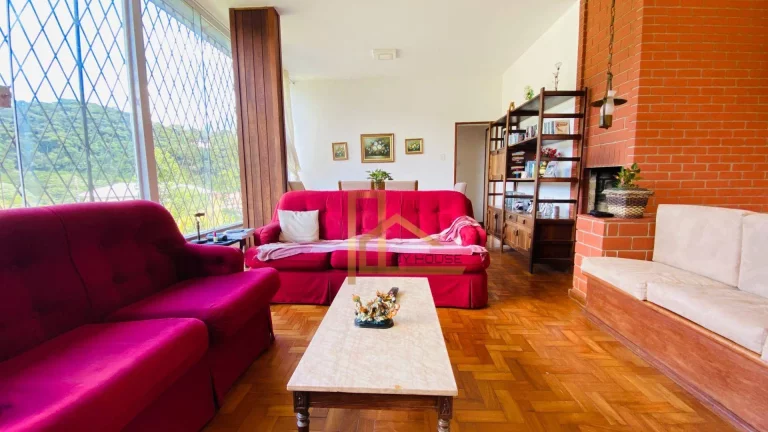 Imagem Casa com 3 dormitórios sendo 2 suítes à venda, 161 m² Carlos Guinle - Teresópolis/RJ