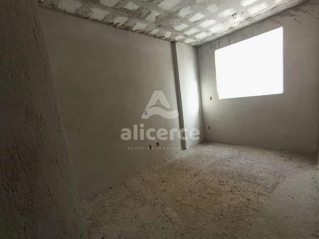 Imagem Apartamento de 86m² com 2 suítes + lavabo - no bairro Campinas, São José/SC