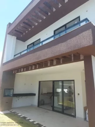 Imagem Casa de luxo em condomínio à venda em Catu de Abrantes, Camaçari-BA: 4 quartos, 4 suítes, 3 salas e 156m². Chegou a sua vez!