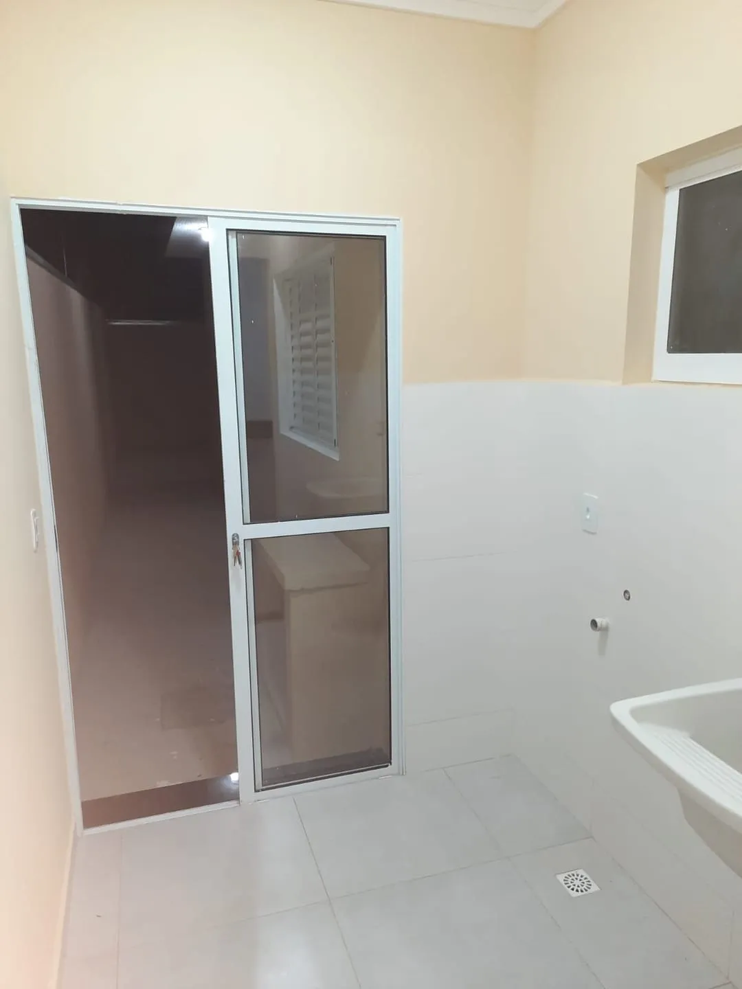 Imagem Casa à venda 2 Quartos, 1 Suite, 2 Vagas, 143M², Residencial Estoril, Taubaté - SP