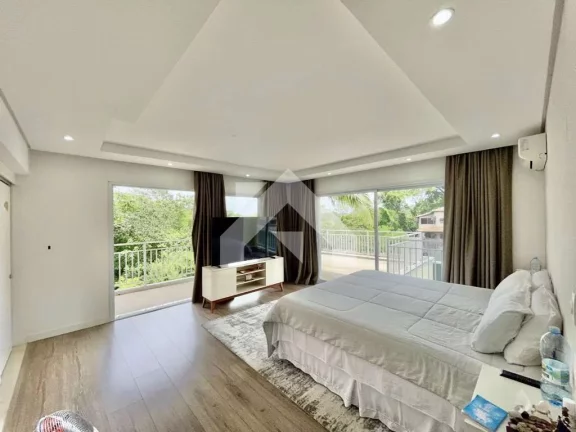 Imagem Casa de Condomínio em Aldeia da Fazendinha - Carapicuíba