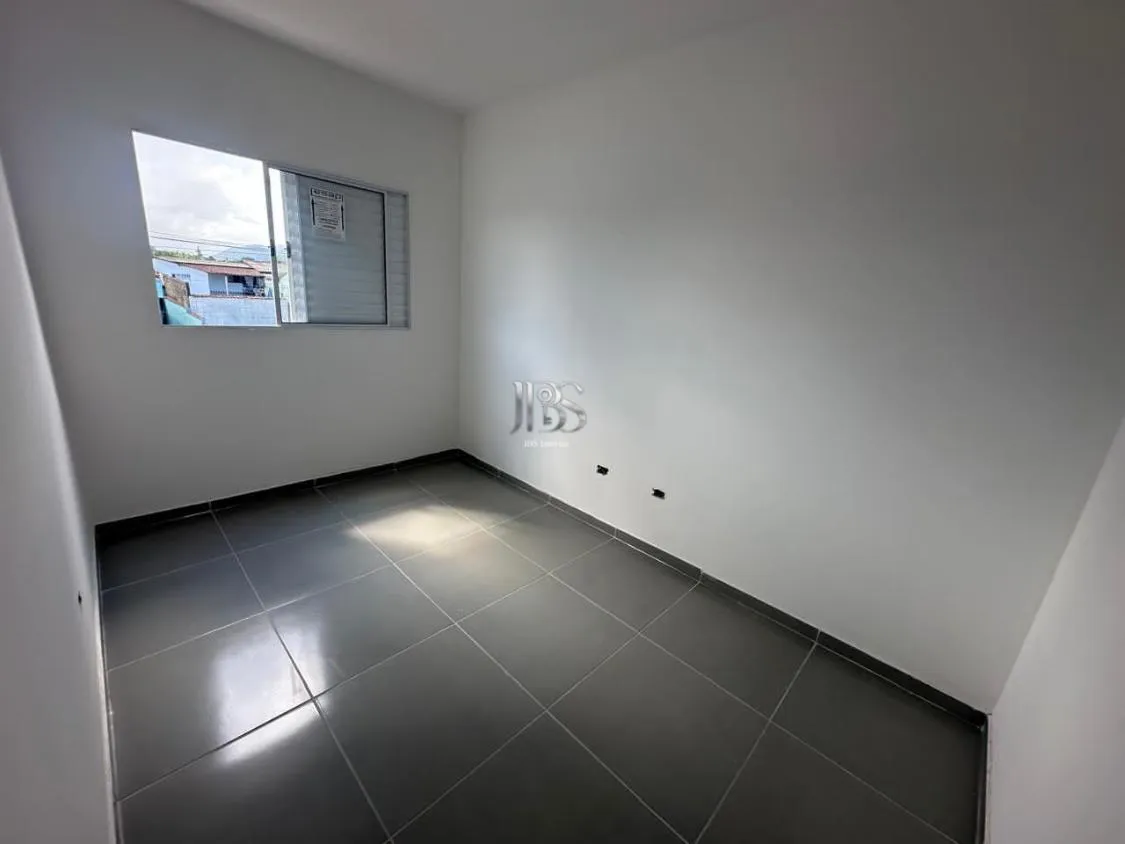 Imagem CASA NOVA SOBREPOSTA ALTA 2 DORM LADO PISTA CONDOMINIO FECHADO NO UMUARAMA EM ITANHAÉM
