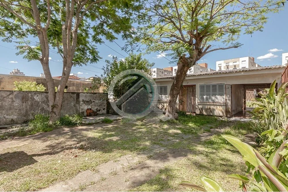 Imagem Venha conhecer este incrível terreno residencial à venda no Bairro Partenon, Rio Grande do Sul! Lo...