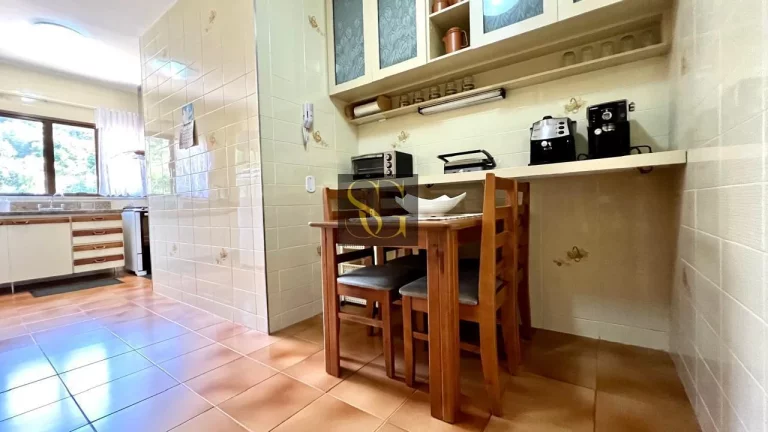 Imagem Apartamento para Venda em Teresópolis, Agriões, 4 dormitórios, 1 suíte, 4 banheiros, 2 vagas