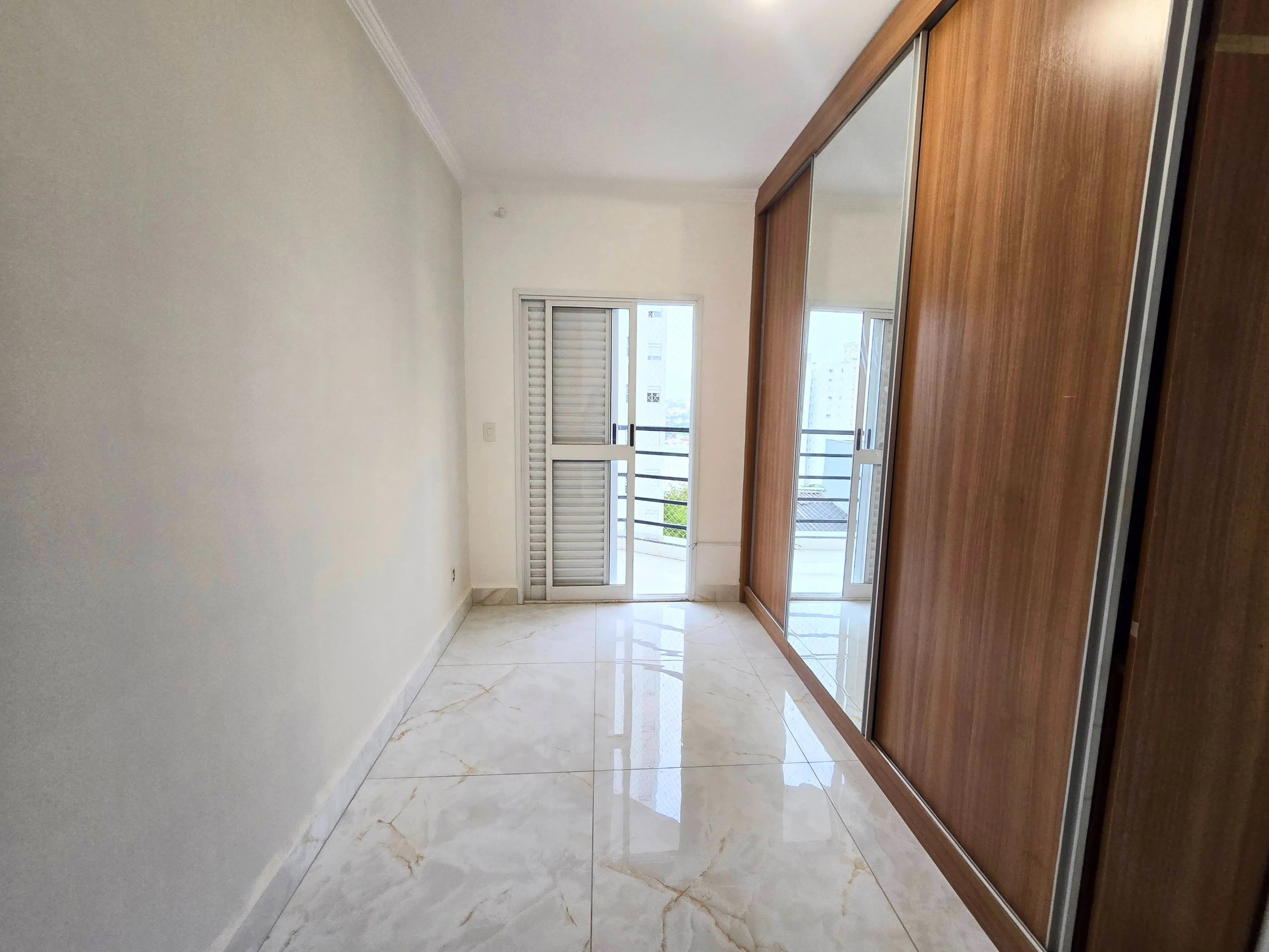 Imagem Apartamento no Condomínio Alto da Colina em Sorocaba | 133 m², 3 dormitórios, varanda gourmet e 2 vagas cobertas
