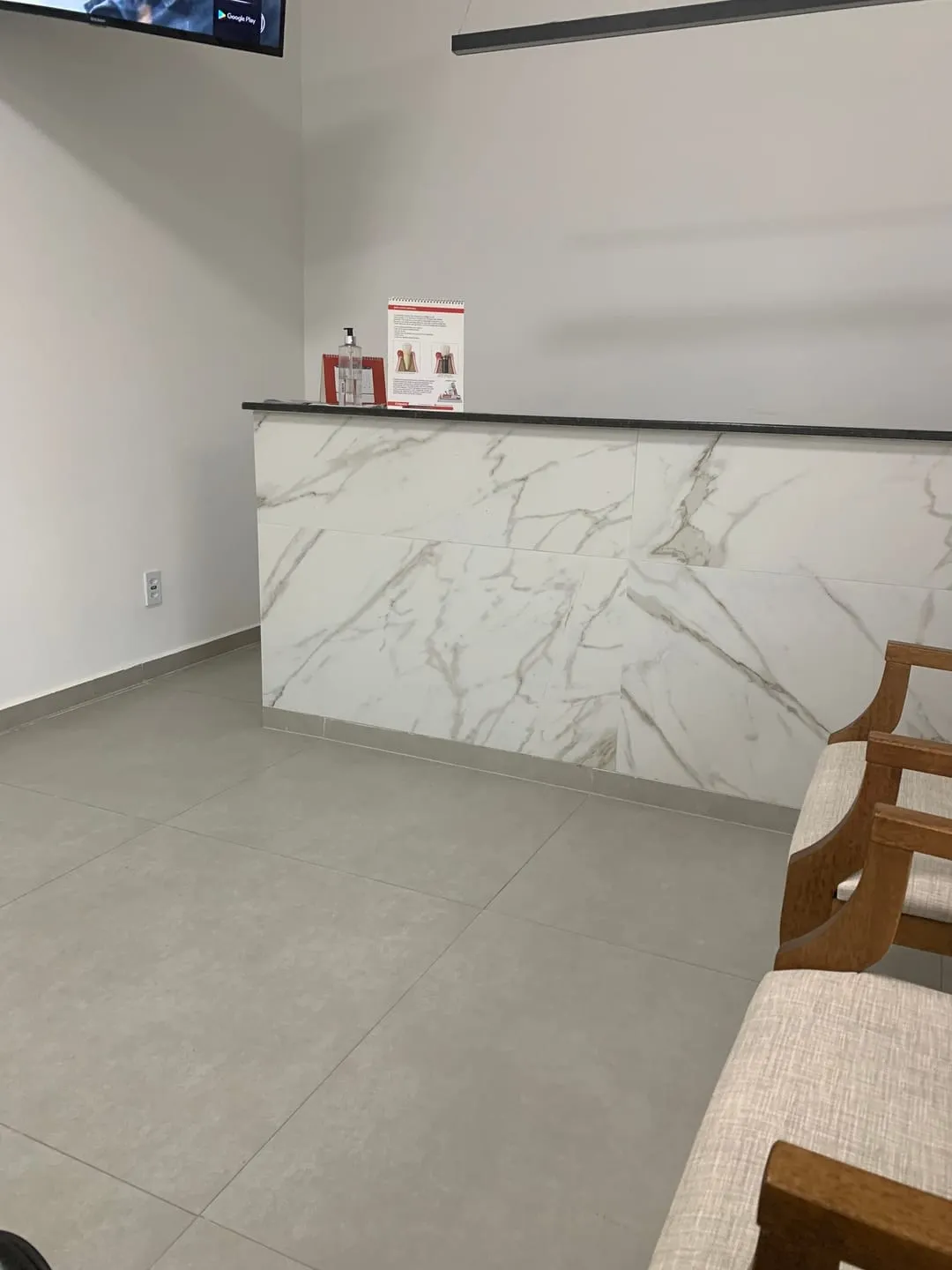 Imagem Comercial para Locação 10M², São Benedito, Pindamonhangaba - SP | Clínica Integra