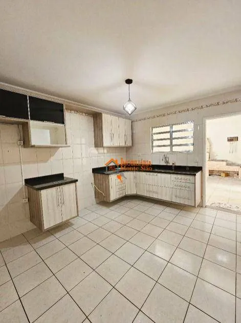 Imagem Sobrado com 3 dormitórios à venda, 90 m² por R$ 446.000,00 - Cidade Aracilia - Guarulhos/SP
