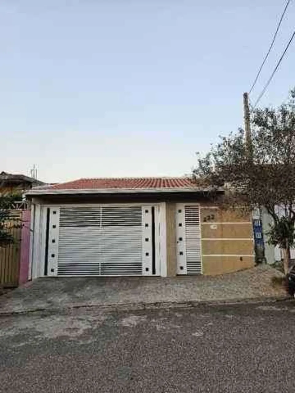 Imagem Imóvel à venda em Sorocaba-SP: Casa com 2 quartos, 2 salas e 2 vagas no Conjunto Residencial Jardim Villagio Torino