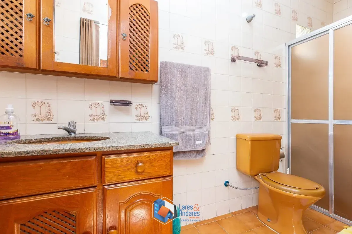 Imagem Sobrado para venda em Brooklin com 4 quartos, sendo 1 suíte, 250m²