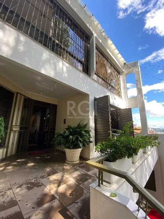 Imagem Casa com 3 dormitórios, 597 m² - Venda por R$ 1.399.000,00 - Cristal - Porto Alegre/RS