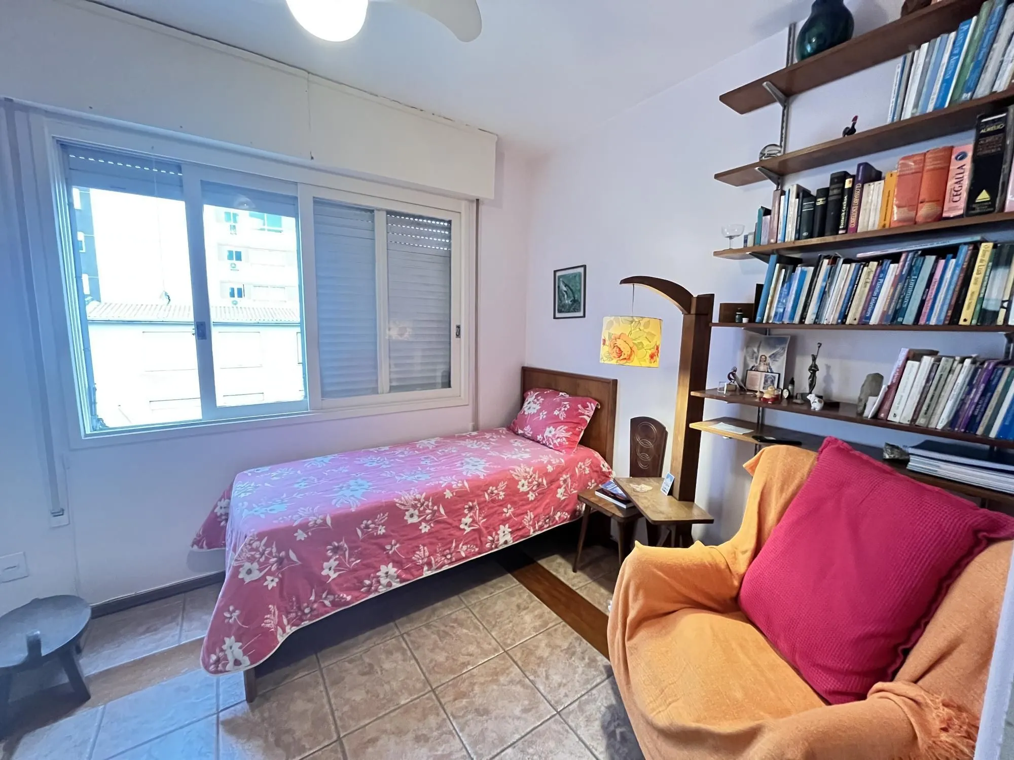 Imagem Apartamento garden de 1 dormitório transformado 2 quartos no bairro Cidade Baixa
