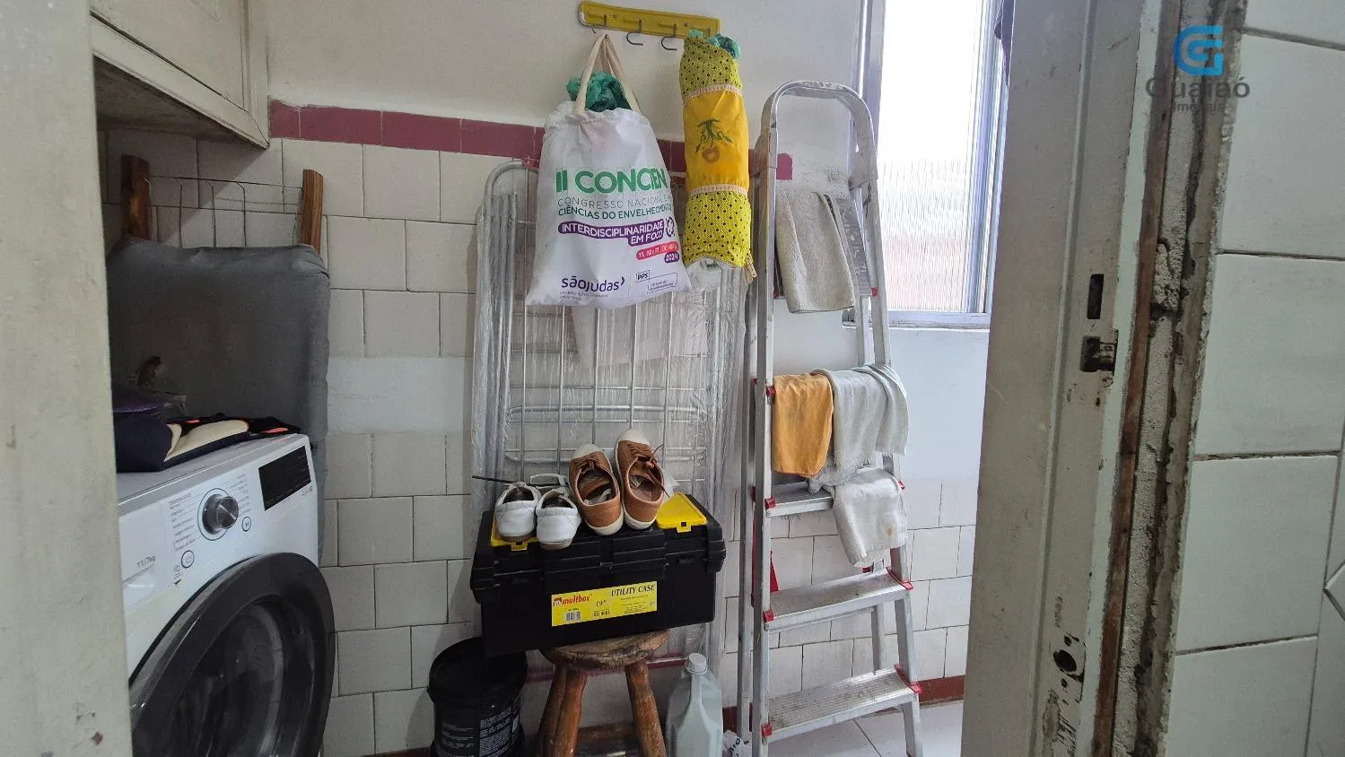 Imagem VENDO APARTAMENTO DE 02 DORMITÓRIOS NA PONTA PRAIA