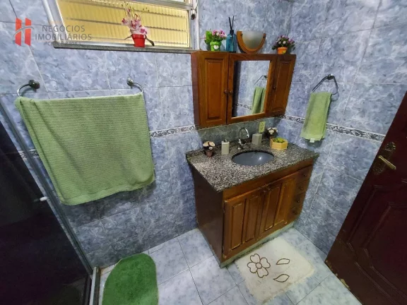 Imagem EXCELENTE CASA TRIPLEX COM MAIS DE 150M² E TERRAÇO AMPLO