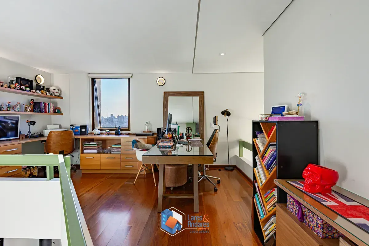 Imagem Duplex para venda em Sumaré com 3 quartos, sendo 3 suítes, 208m²