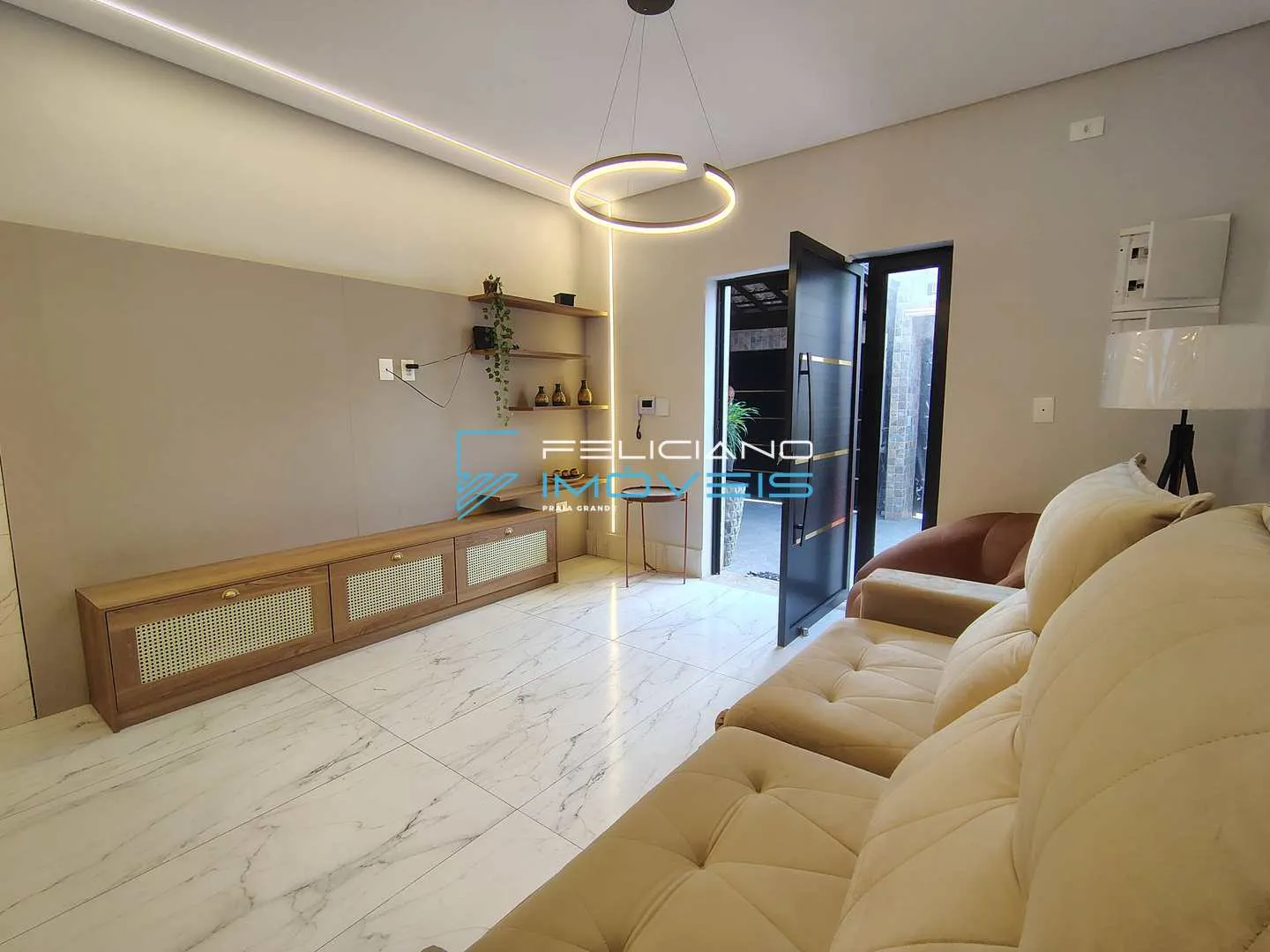 Foto do imóvel Casa com 3 quartos, Caiçara, Praia Grande - R$ 1.35 mi, Cod: 7244 em Rua Deputado Laércio Corte