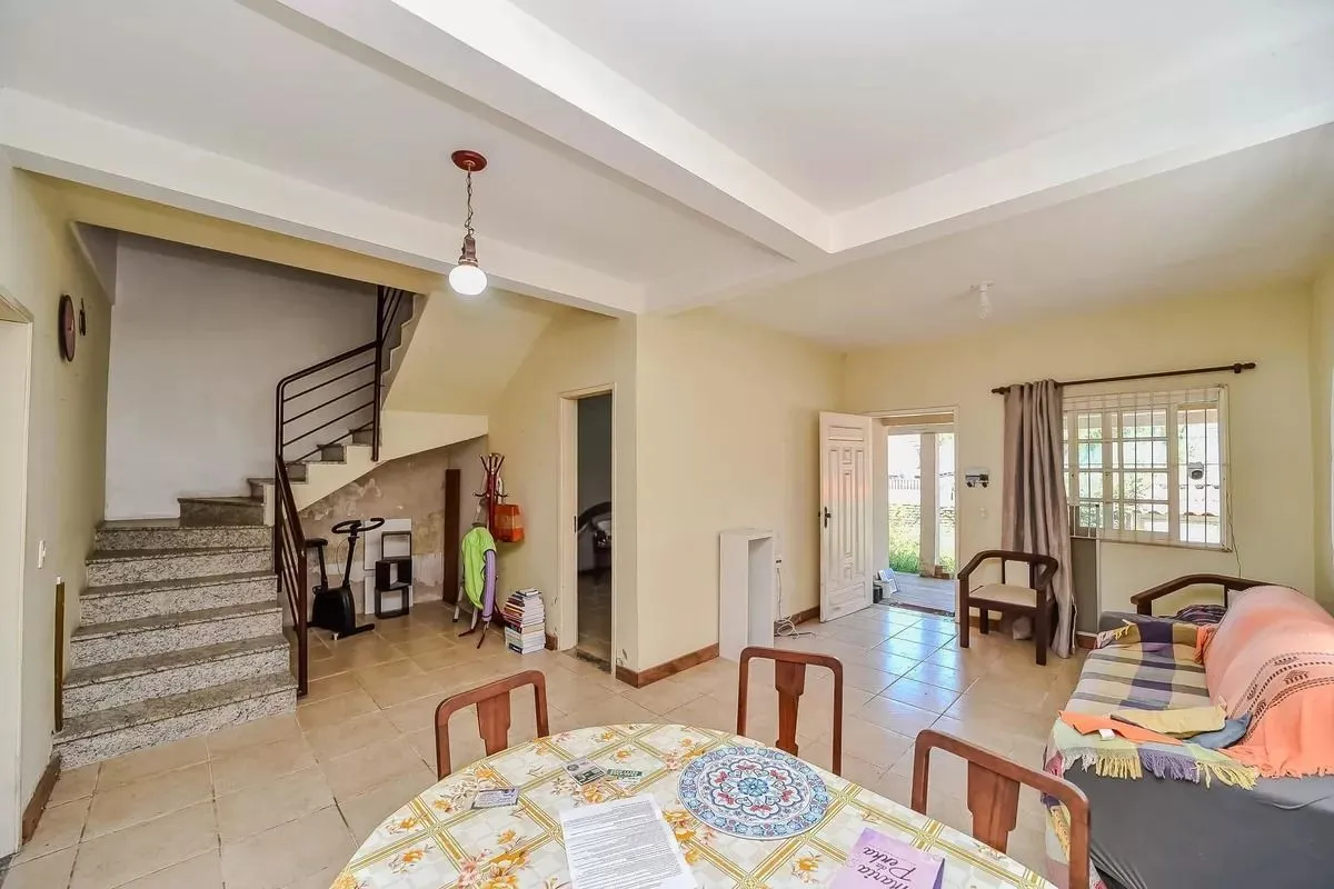 Imagem Casa com 4 dormitórios, R Doutor Paulino Guerra