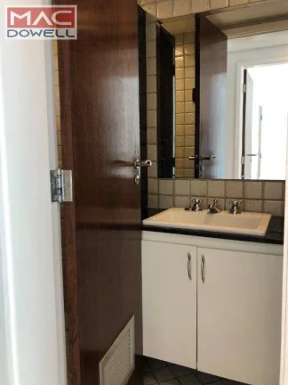 Imagem Apartamento de 85 m² com 2 Quartos - LOCAÇÃO - Botafogo/RJ