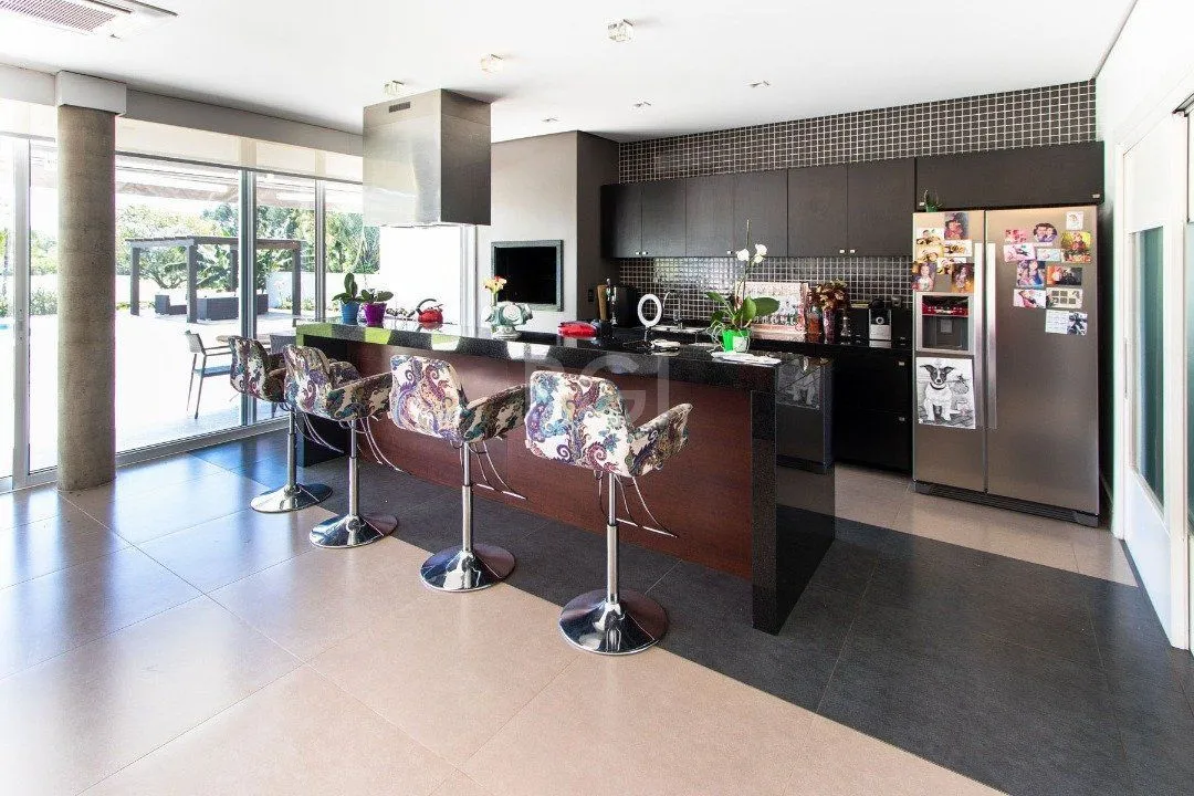 Imagem Casa Condominio para Venda - 707.4m², 6 dormitórios, sendo 6 suites, 4 vagas - Terra Ville