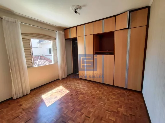 Imagem Casa com 3 dormitórios para alugar, 212 m² por R$ 5.200,00/mês - Centro - Socorro/SP