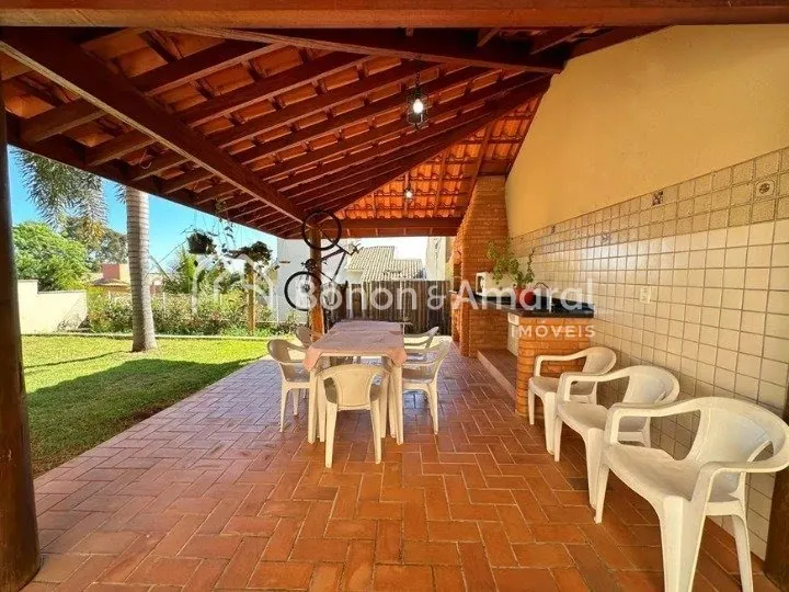 Imagem Casa de Condomínio com 274 m² e 4 Quartos, em Sousas - Campinas/SP