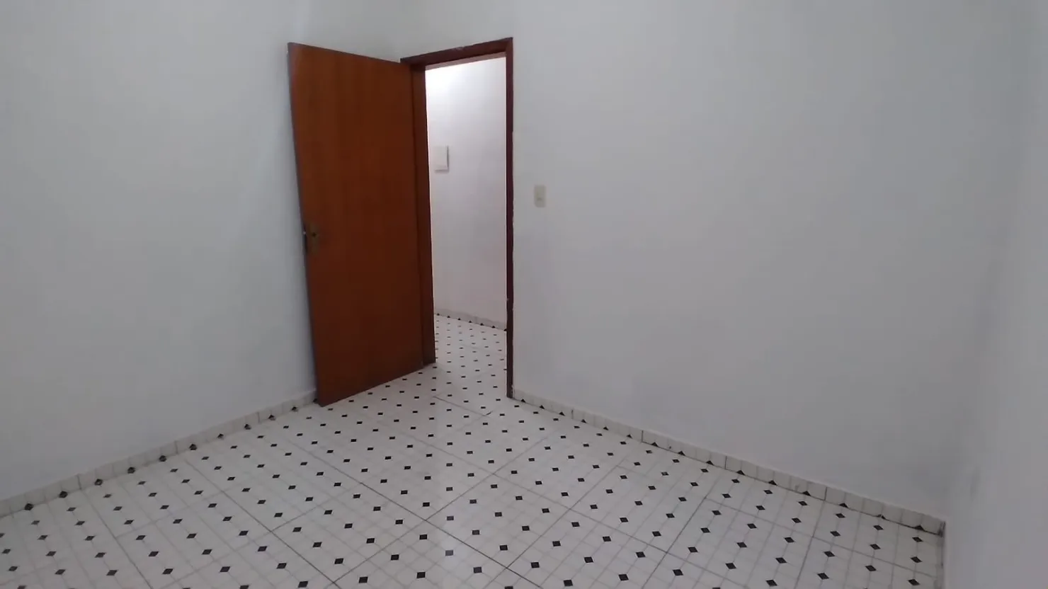 Imagem Casa à venda dois dormitórios sendo um suíte, Residencial Parque das Palmeiras, Pindamonhangaba, SP