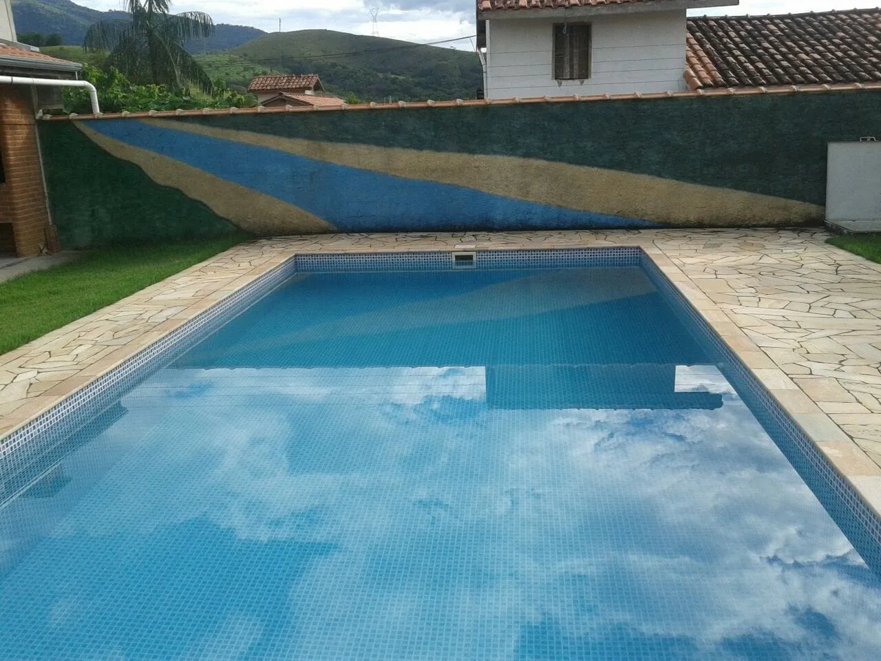 Imagem Chácara à venda 10 Vagas, 2300M², Bom Sucesso, Pindamonhangaba - SP