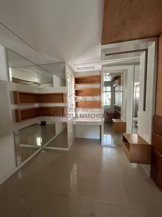 Imagem Apartamento 100 por cento montado no Parque das castanheiras 3/4 com varand