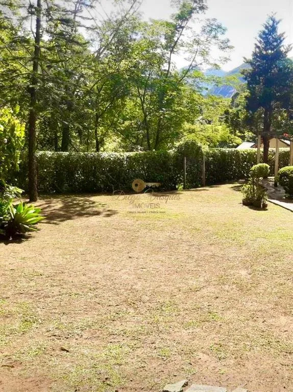 Imagem Sítio para Venda em Petrópolis / RJ no bairro Itaipava