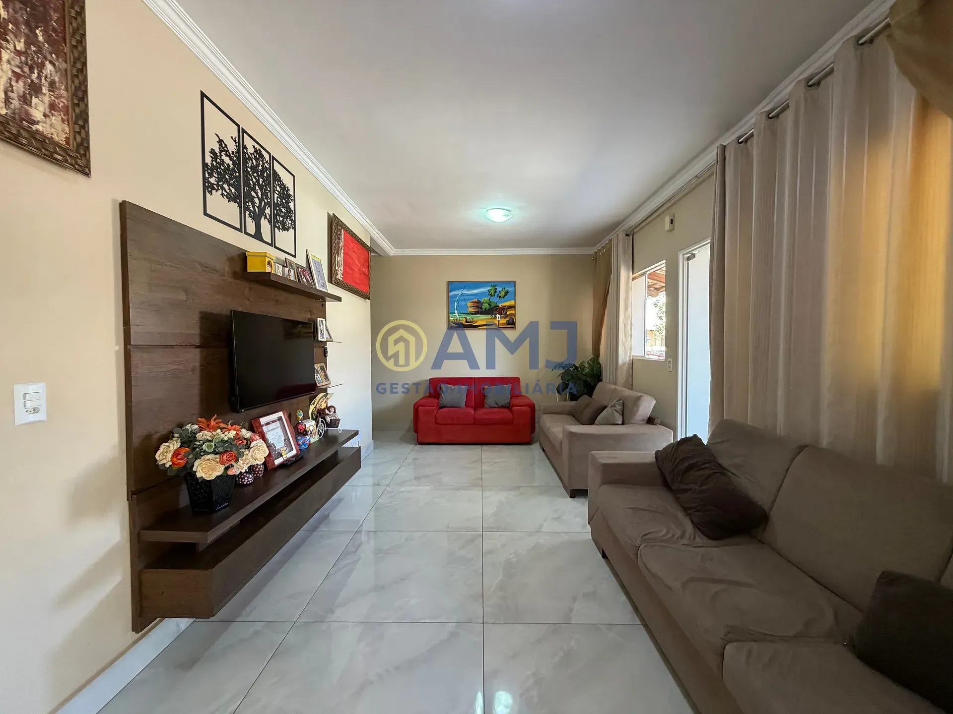 Imagem CASA À VENDA | CONDOMÍNIO PORTO SEGURO ITAPUÃ - APARECIDA DE GOIÂNIA