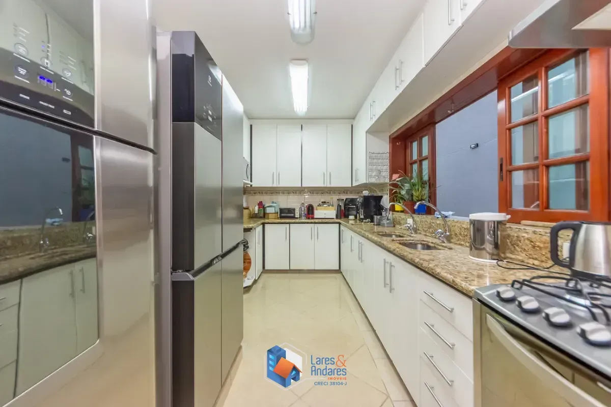 Imagem Sobrado para venda em Freguesia do Ó com 3 quartos, sendo 3 suítes, 456m²