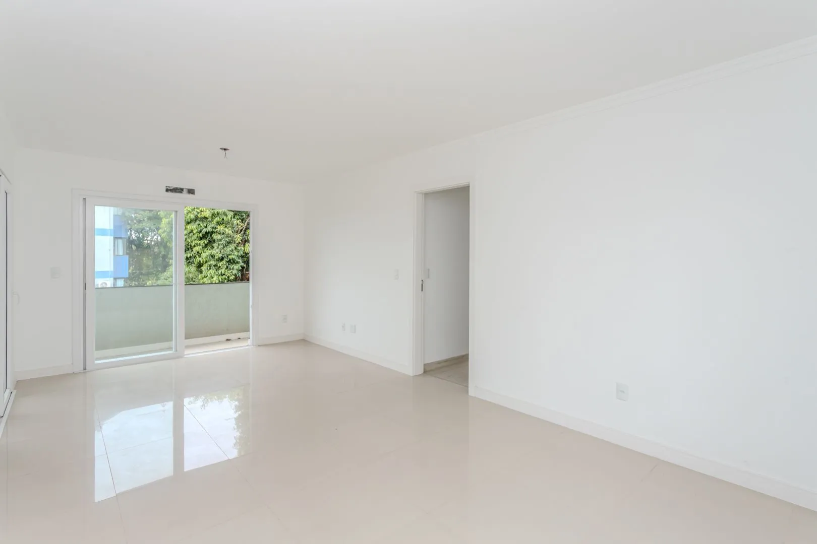 Imagem Apartamento NOVO no Menino Deus de 3 dormitórios e 2 vagas