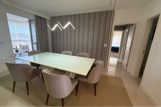 Imagem Apartamento à venda em Balneário Camboriú, Centro, com 3 quartos, 140m2