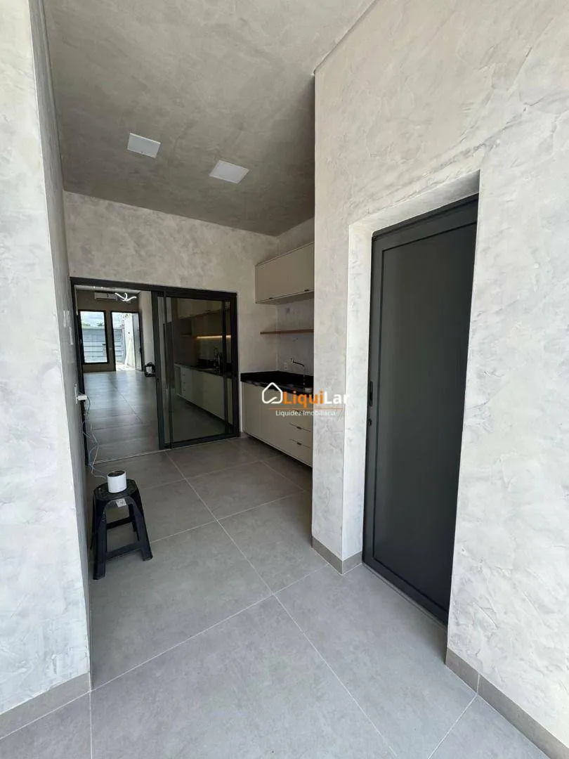 Imagem Casa Moderna com Spa Privativo