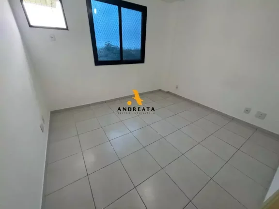 Imagem Apartamento com 3 quartos aluguel por 2.100,00 em Vargem Grande