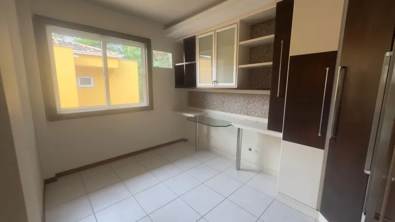 Imagem CASA RESIDENCIAL em SERRA - ES, Laranjeiras