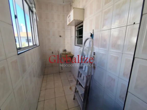 Imagem Apartamento à venda com 67m², 3 quartos, 1 banheiro, vaga para moto por R$330.000,00 na Ponta da Praia em Santos