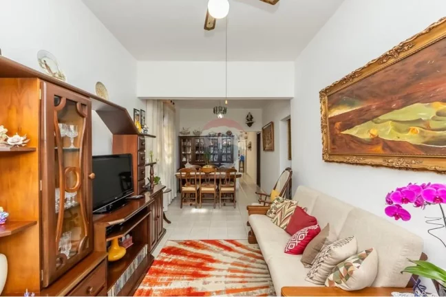 Imagem Casa Térrea 300m² 3 Dormitórios 5 Vagas com jardim e Área Gourmet Edícula