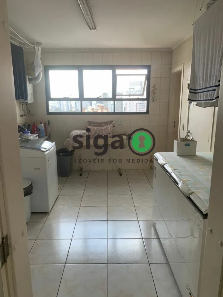 Imagem Apartamento Alto Padrão com 305m² Andar Inteiro 4 Dorms 5 Vagas - Região Nobre