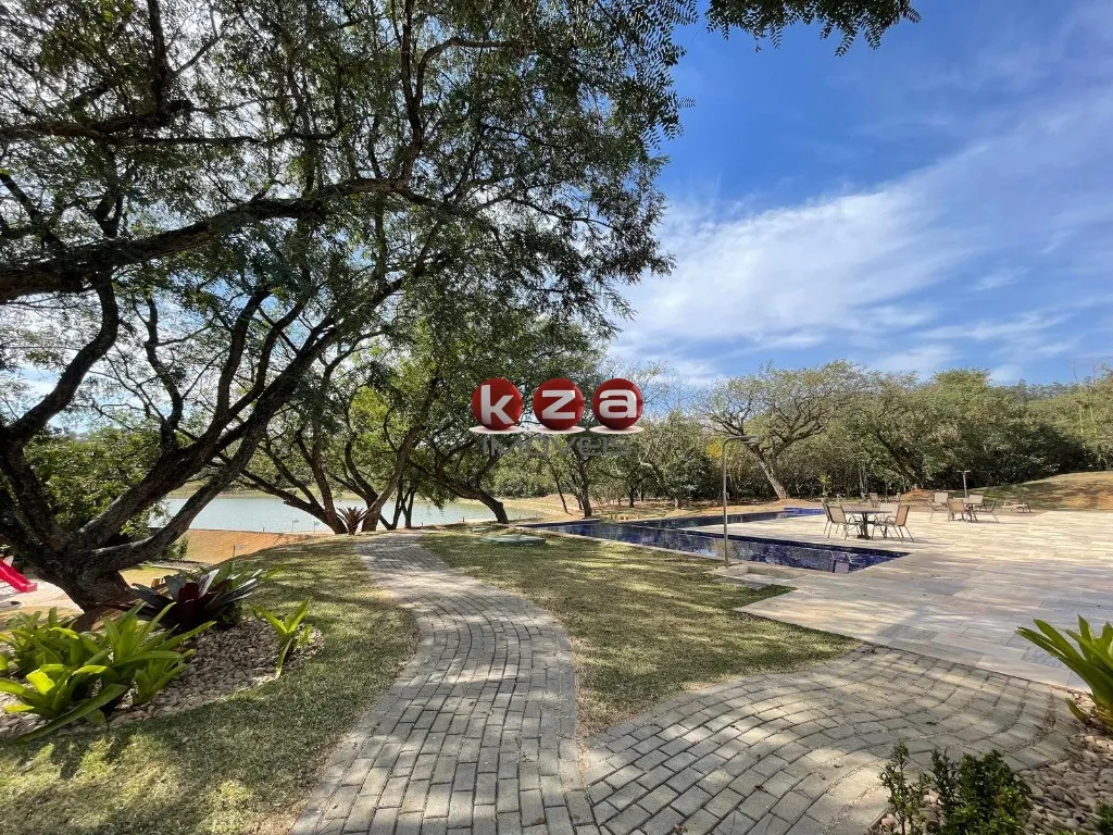 Imagem Terreno à venda em condomínio de alto padrão em Vinhedo-SP, 600m². Condomínio Residencial Arboretum. Fácil acesso as rodovias.