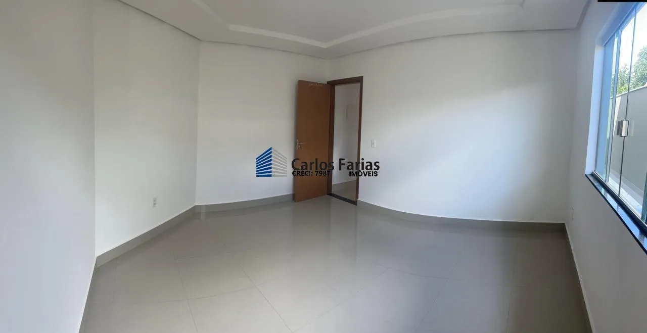 Imagem Casa em Condomínio para Venda em Brasília, Setor Habitacional Tororó (Jardim Botânico), 3 dormitórios, 1 suíte, 3 banheiros, 4 vagas